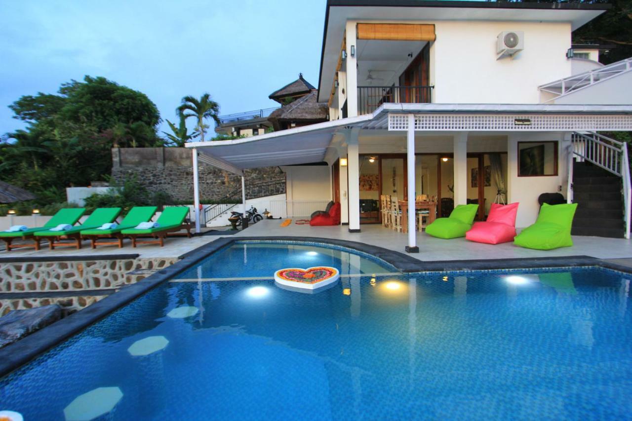 Villa Rinisha Rumah Senja Temukus Lovina מראה חיצוני תמונה