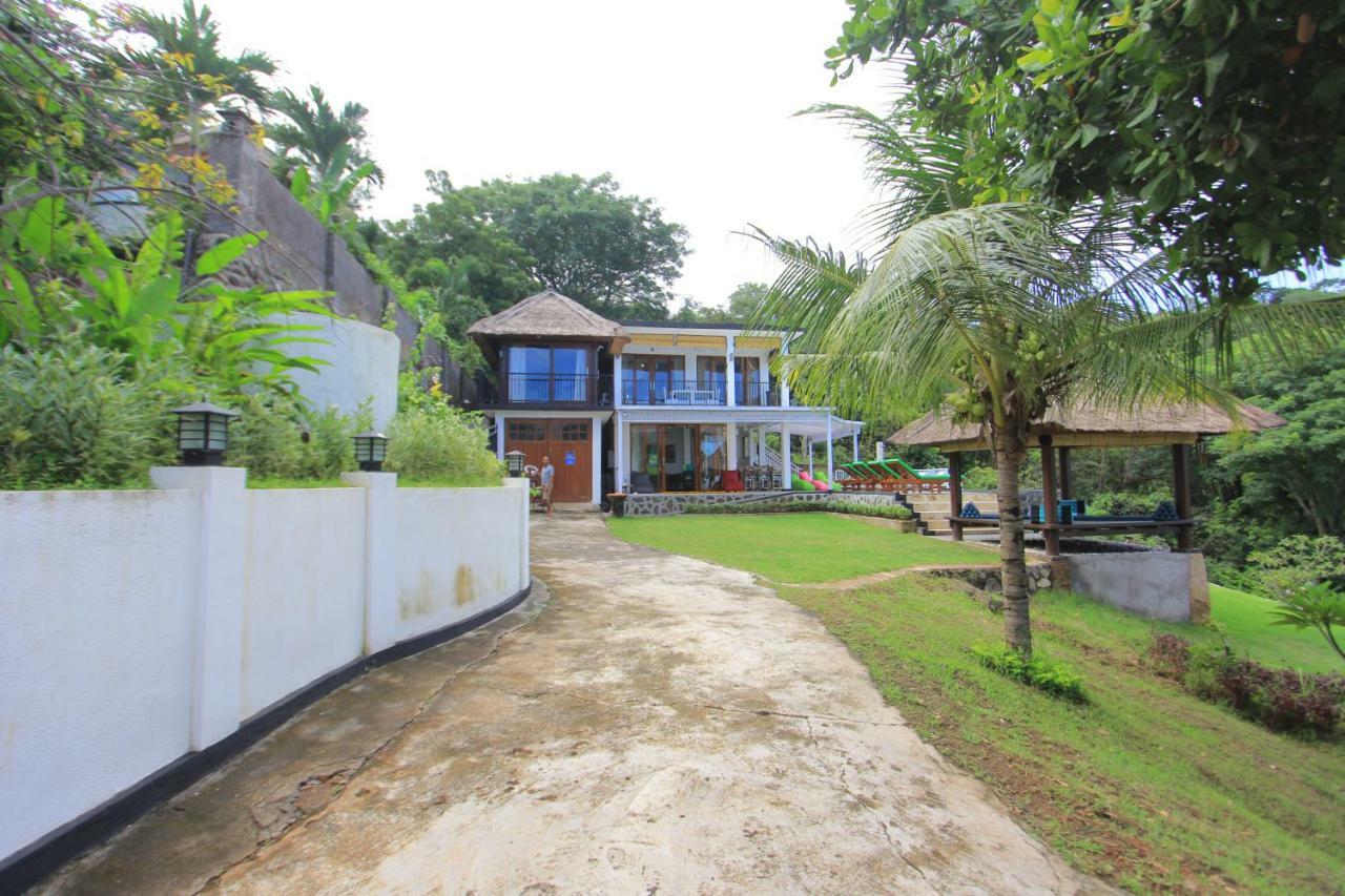 Villa Rinisha Rumah Senja Temukus Lovina מראה חיצוני תמונה