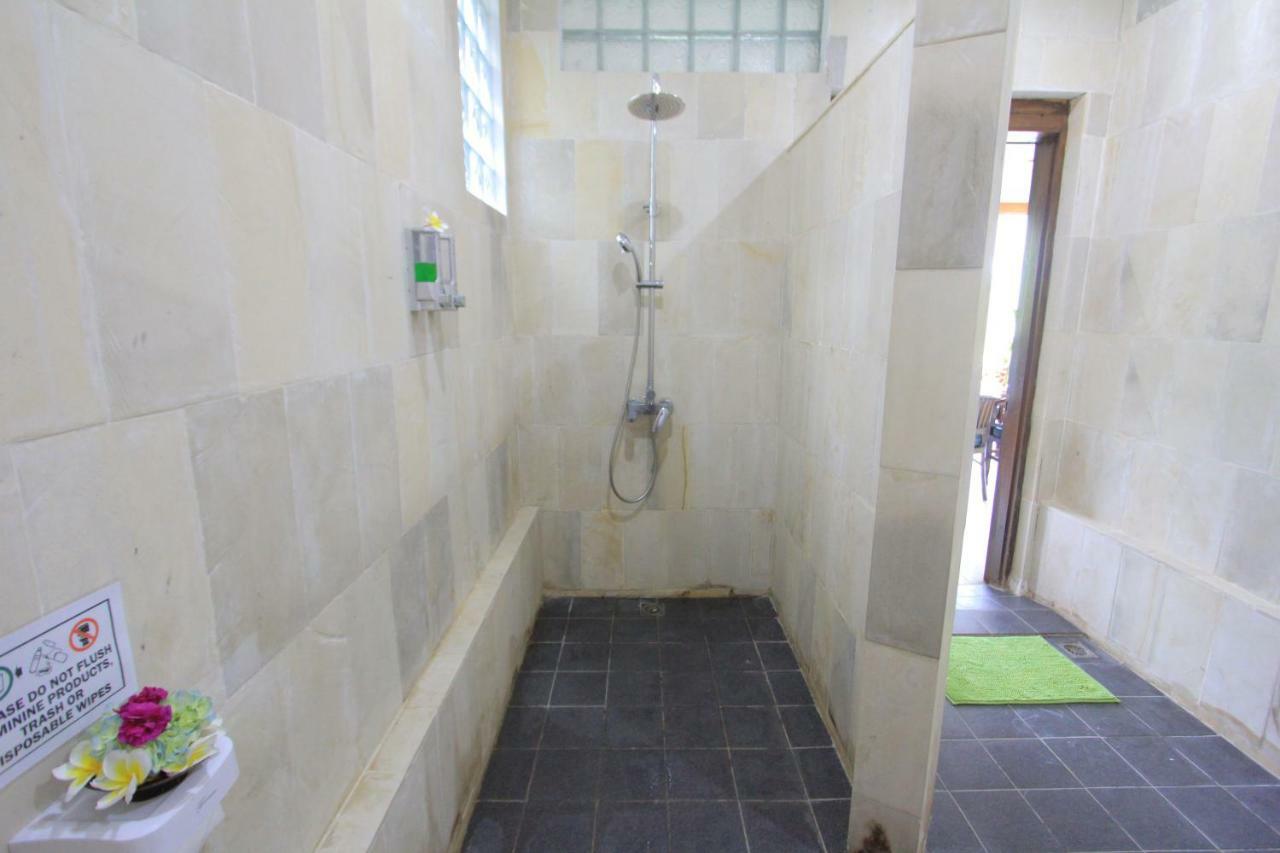 Villa Rinisha Rumah Senja Temukus Lovina מראה חיצוני תמונה