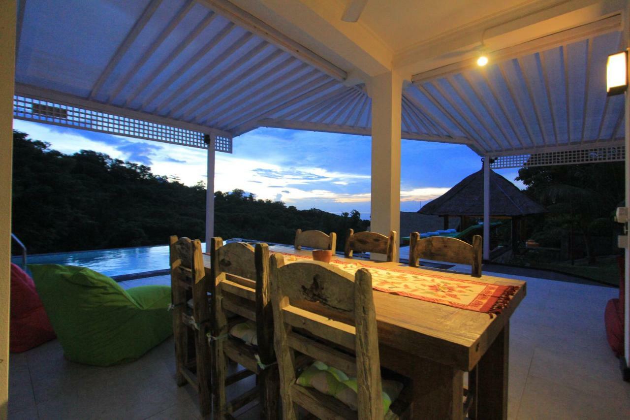 Villa Rinisha Rumah Senja Temukus Lovina מראה חיצוני תמונה